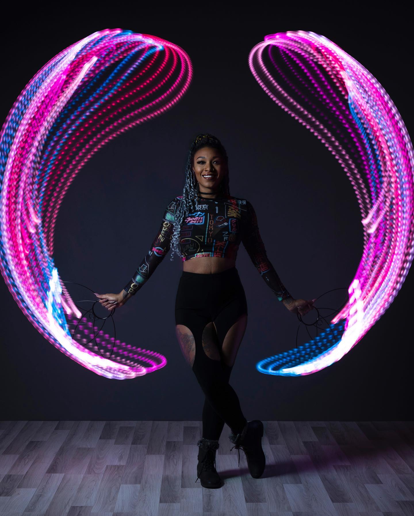 🔥Vibrant LED Flow Fans🎁.